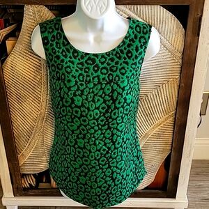 Banana republic green leopard zip top 8